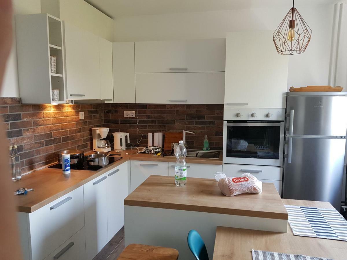 Apartman Kety Apartment ซาเกร็บ ภายนอก รูปภาพ