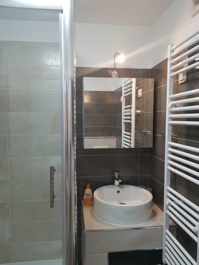 Apartman Kety Apartment ซาเกร็บ ภายนอก รูปภาพ